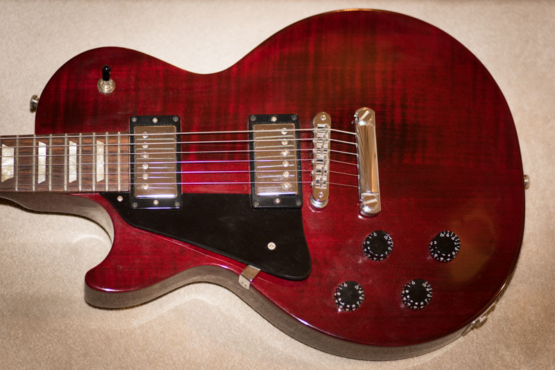 Body of a Left Handed Gibson Les Paul Studio (Wine Red)